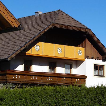 Haus Edelweiss Apartamento Sankt Margarethen im Lungau Exterior foto
