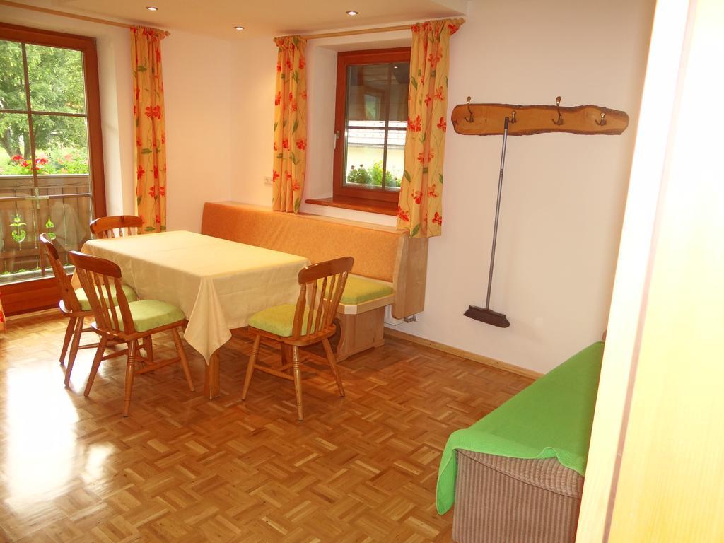 Haus Edelweiss Apartamento Sankt Margarethen im Lungau Quarto foto