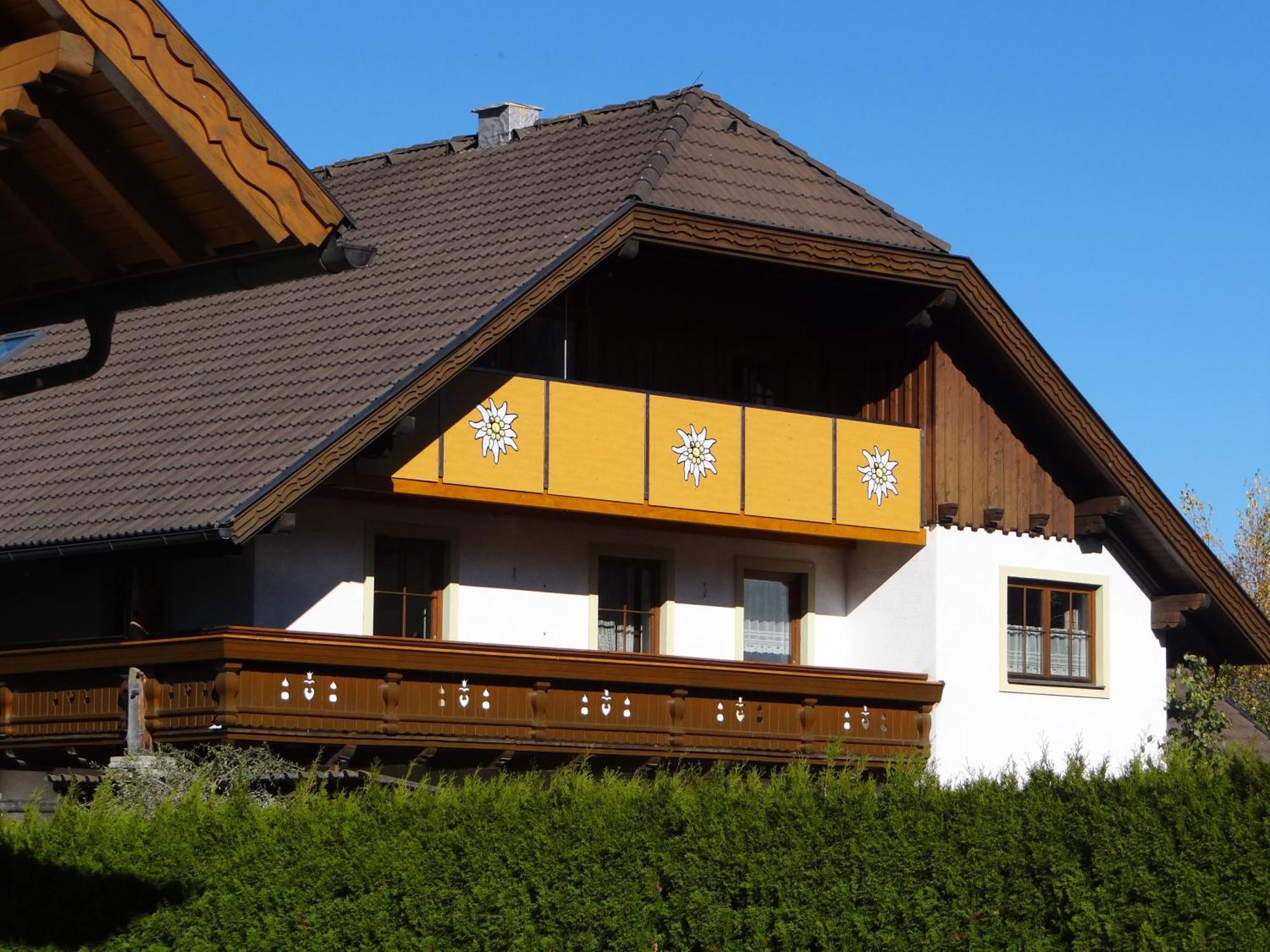 Haus Edelweiss Apartamento Sankt Margarethen im Lungau Exterior foto